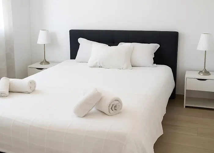 In Tropez, Swimming Pool&parking * Saint-Tropez